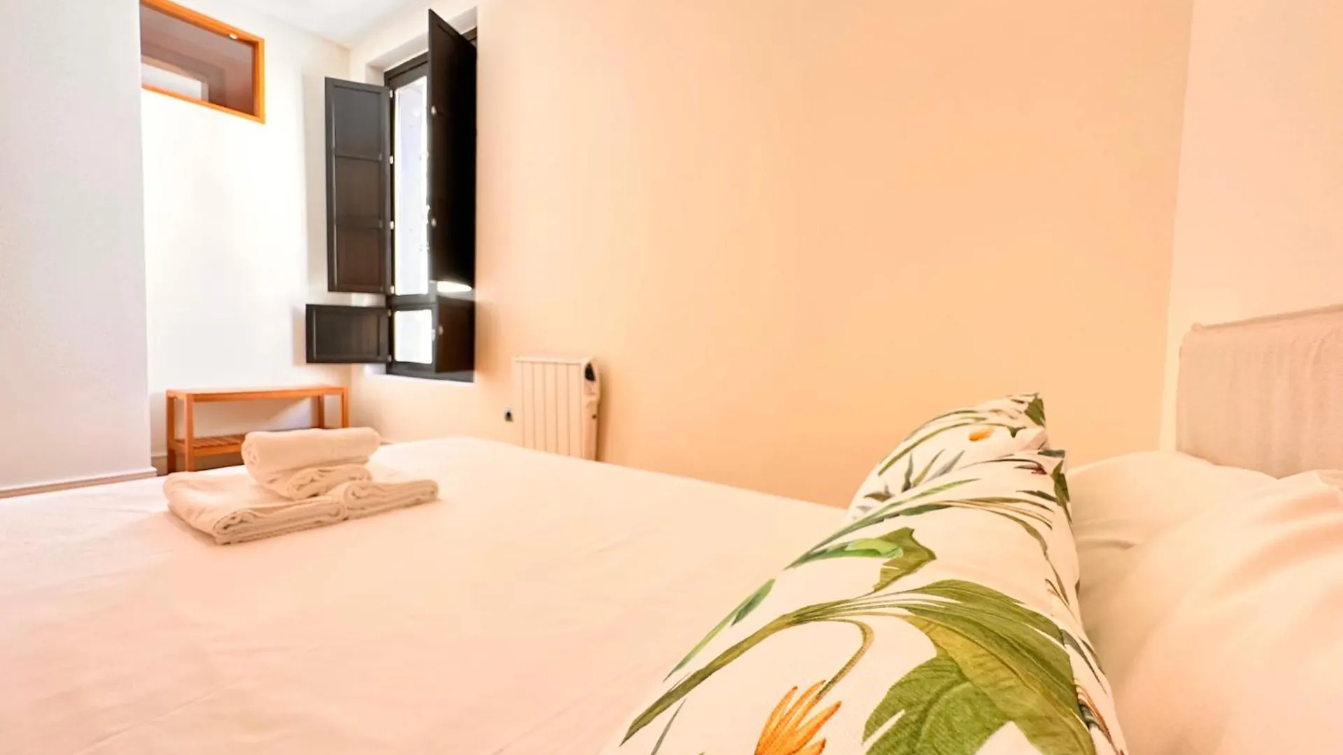 Penthouse Near Cathedral Private Rooftop Private Parking Apartment Seville Spain