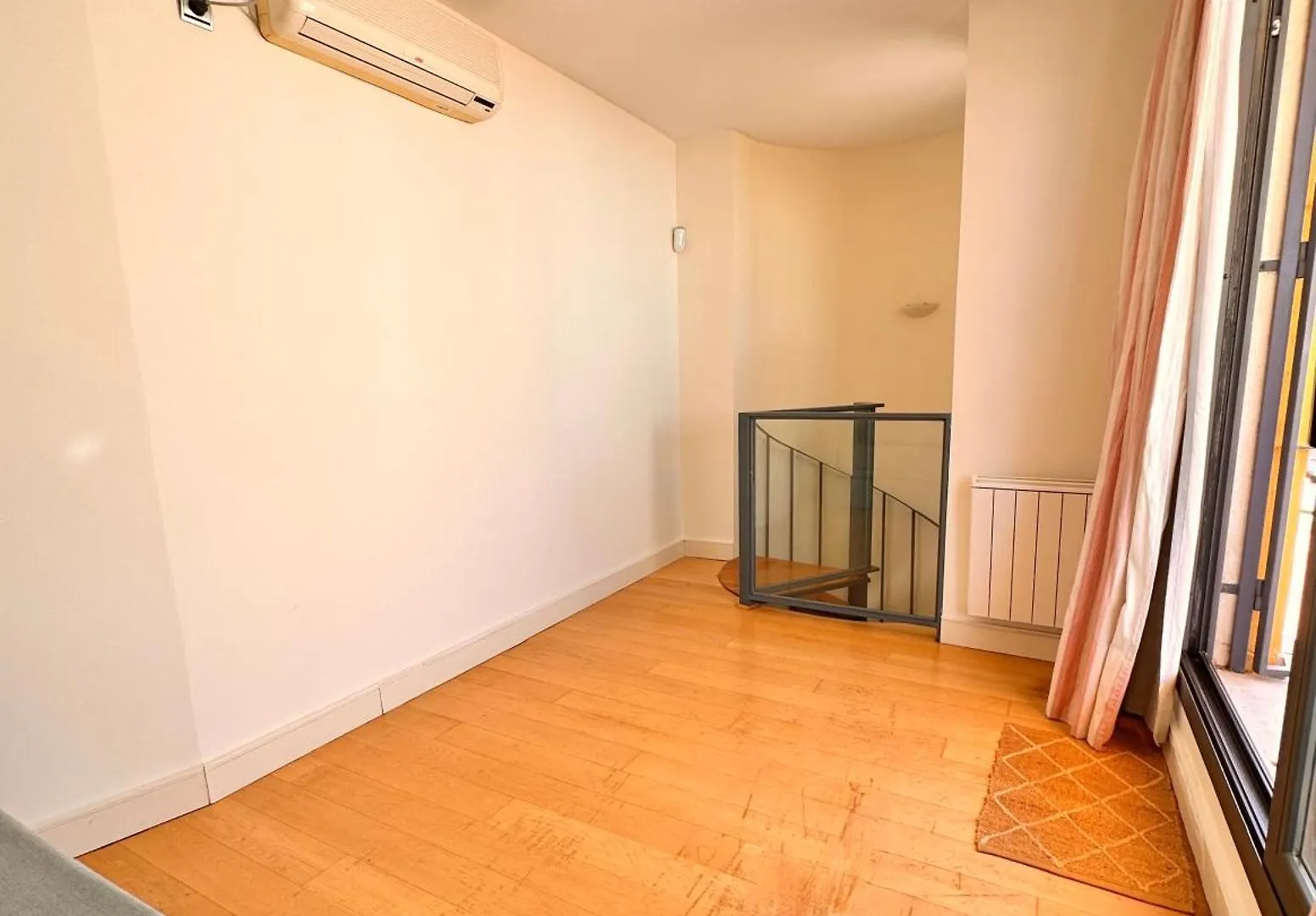 Penthouse Near Cathedral Private Rooftop Private Parking Seville